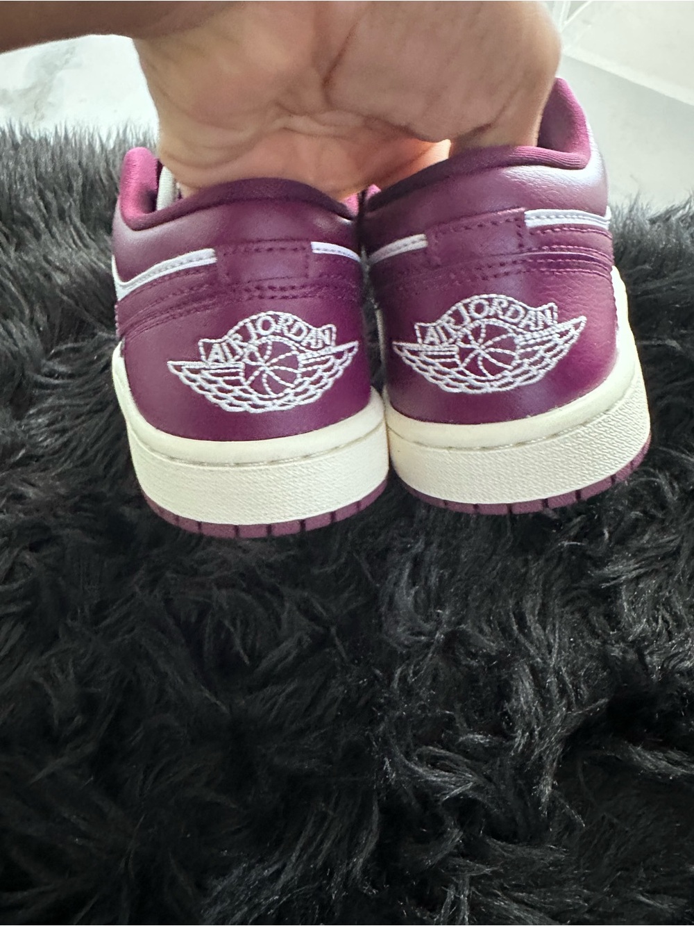 Air Jordan 1 Low - Picture 5 of 8